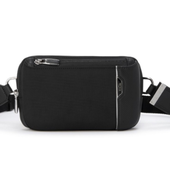 Tumi messina arrive utility pouch (cross body) - Picture 10 of 12